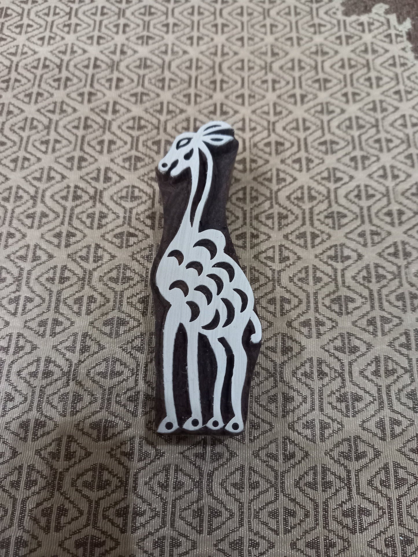 Medium giraffe ,pottery stamp ceramic mold scrapbooking tjap batik printing floral carved stamps.