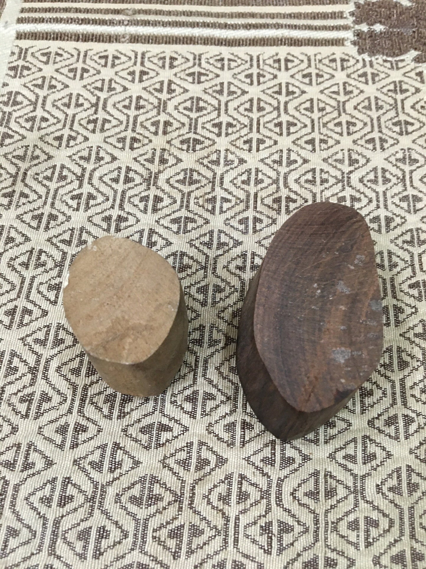 Paisley Pair pottery stamp ceramic mold scrapbooking tjap batik printing floral carved stamps.