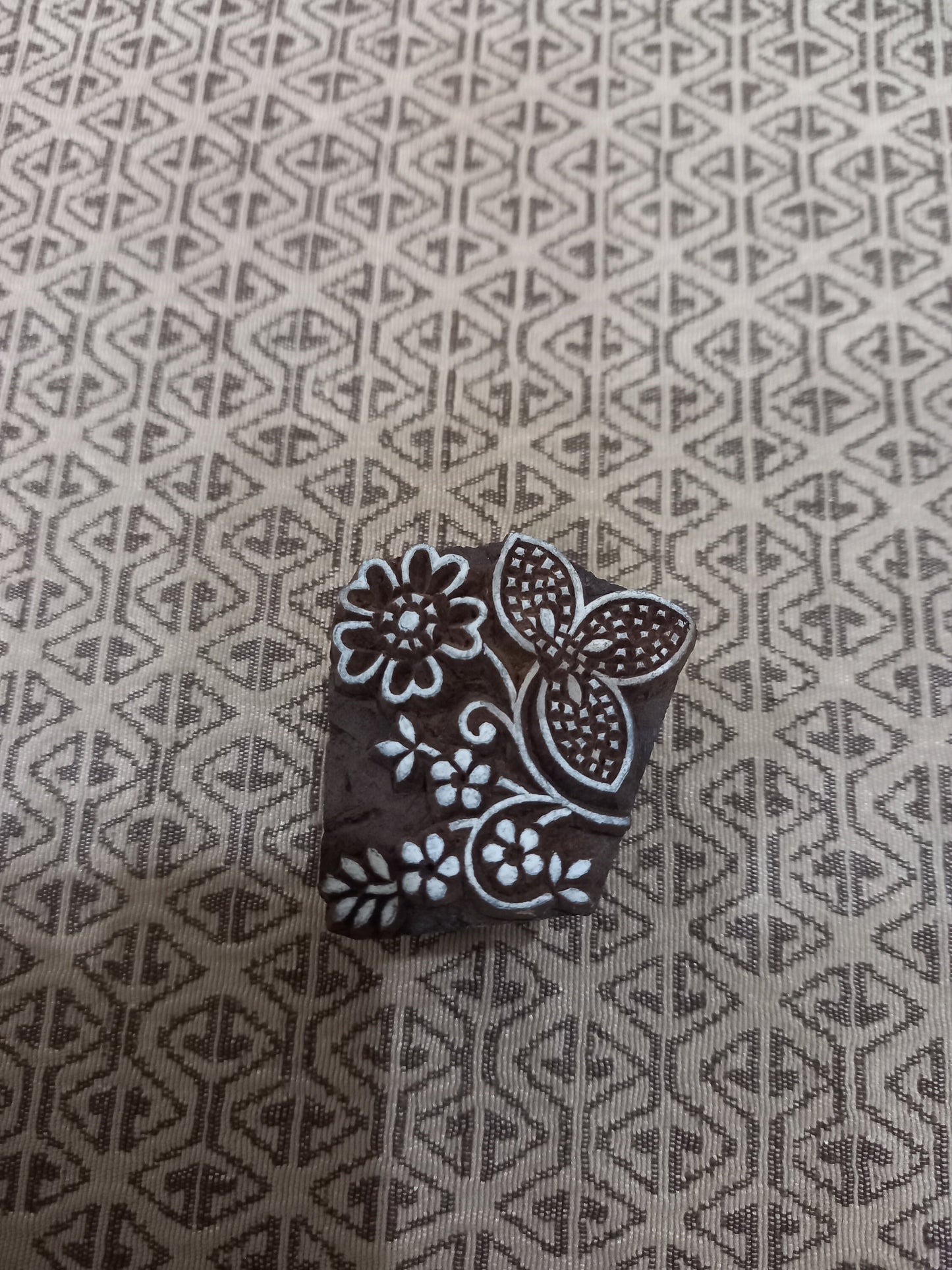 Oriental Flower Design ,pottery stamp ceramic mold scrapbooking tjap batik printing floral carved stamps.