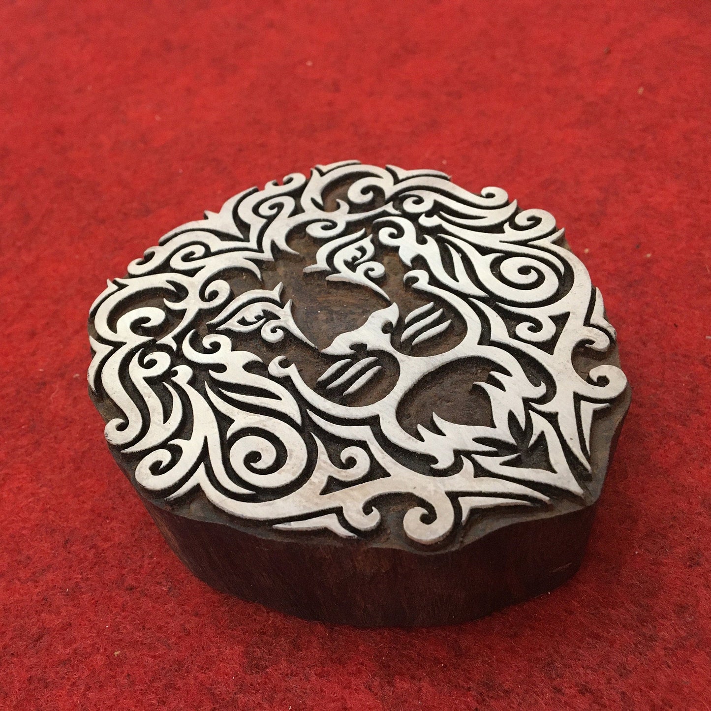 Lion Head Fabric Print Stamp Carve Wood Block Stamp Lion Face Block Print Stamp Hand Carved Printing Block For Printing Animal Soap Stamp