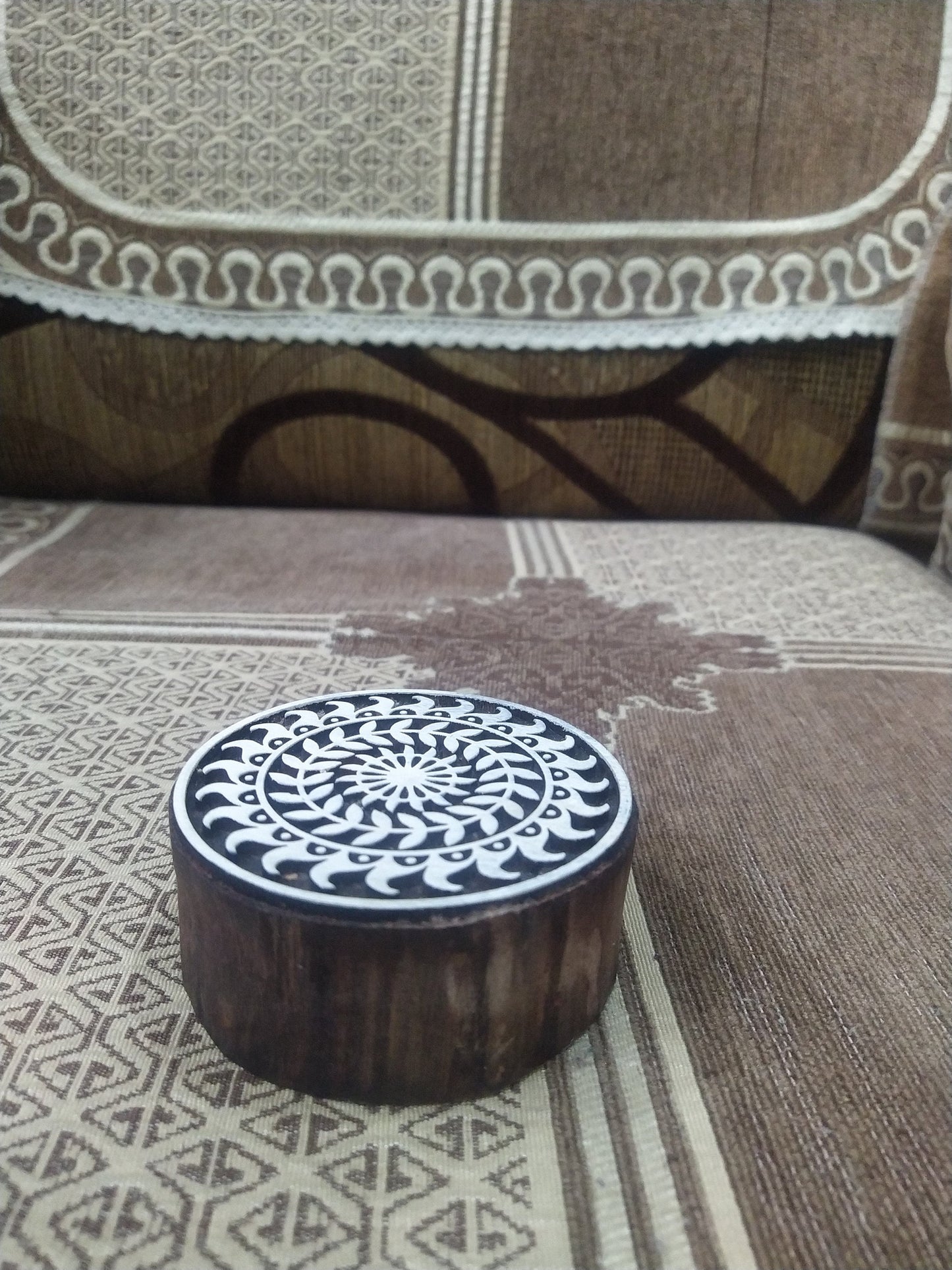 Mandal 05 pottery stamp ceramic mold scrapbooking tjap batik printing floral carved stamps.