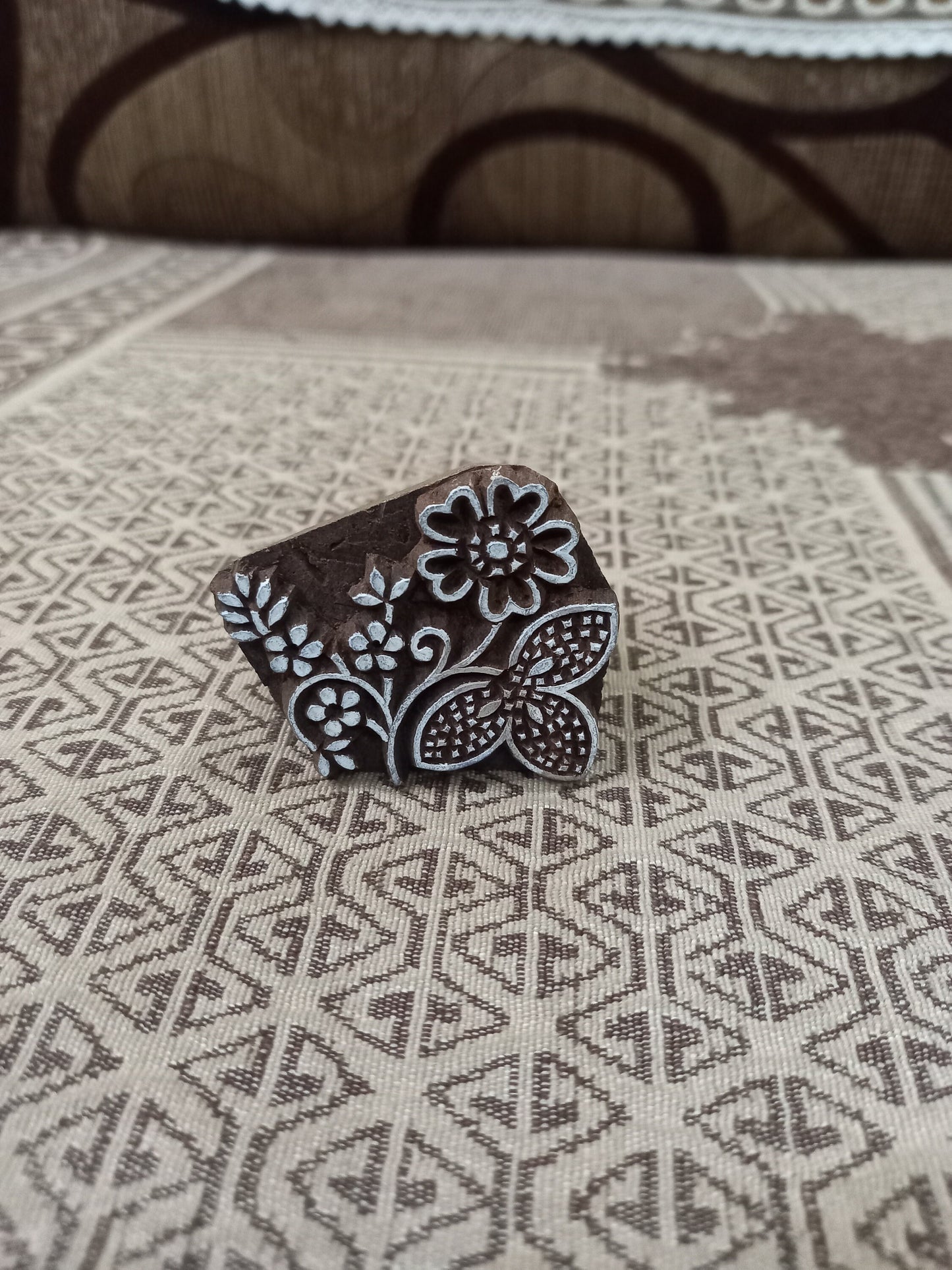 Oriental Flower Design ,pottery stamp ceramic mold scrapbooking tjap batik printing floral carved stamps.
