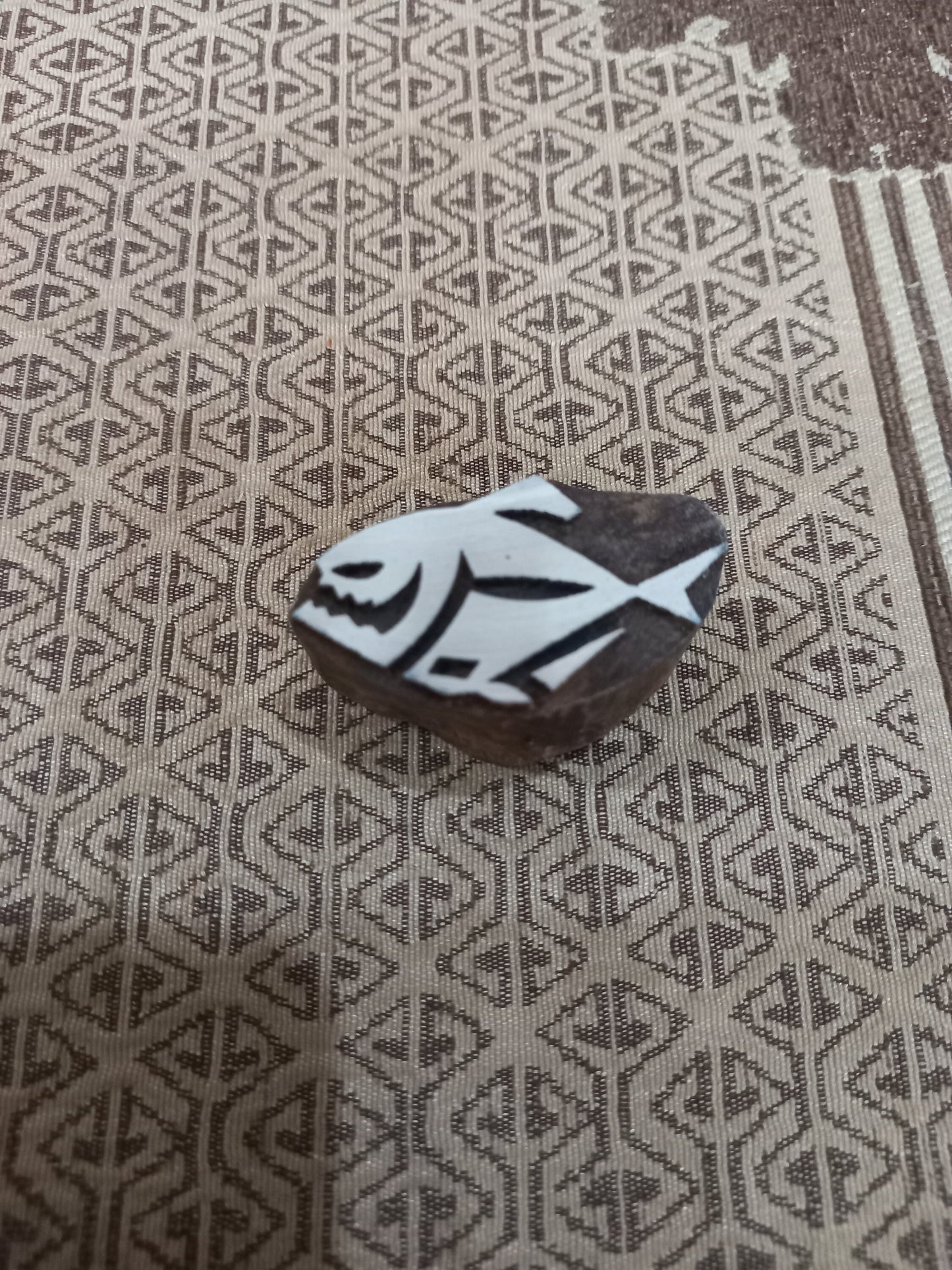 Mini Piranha Fish ,pottery stamp ceramic mould scrapbooking tjap batik printing floral carved stamps.