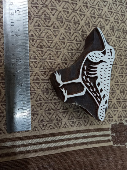 Sitting Humming Bird ,pottery stamp ceramic mold scrapbooking tjap batik printing floral carved stamps.
