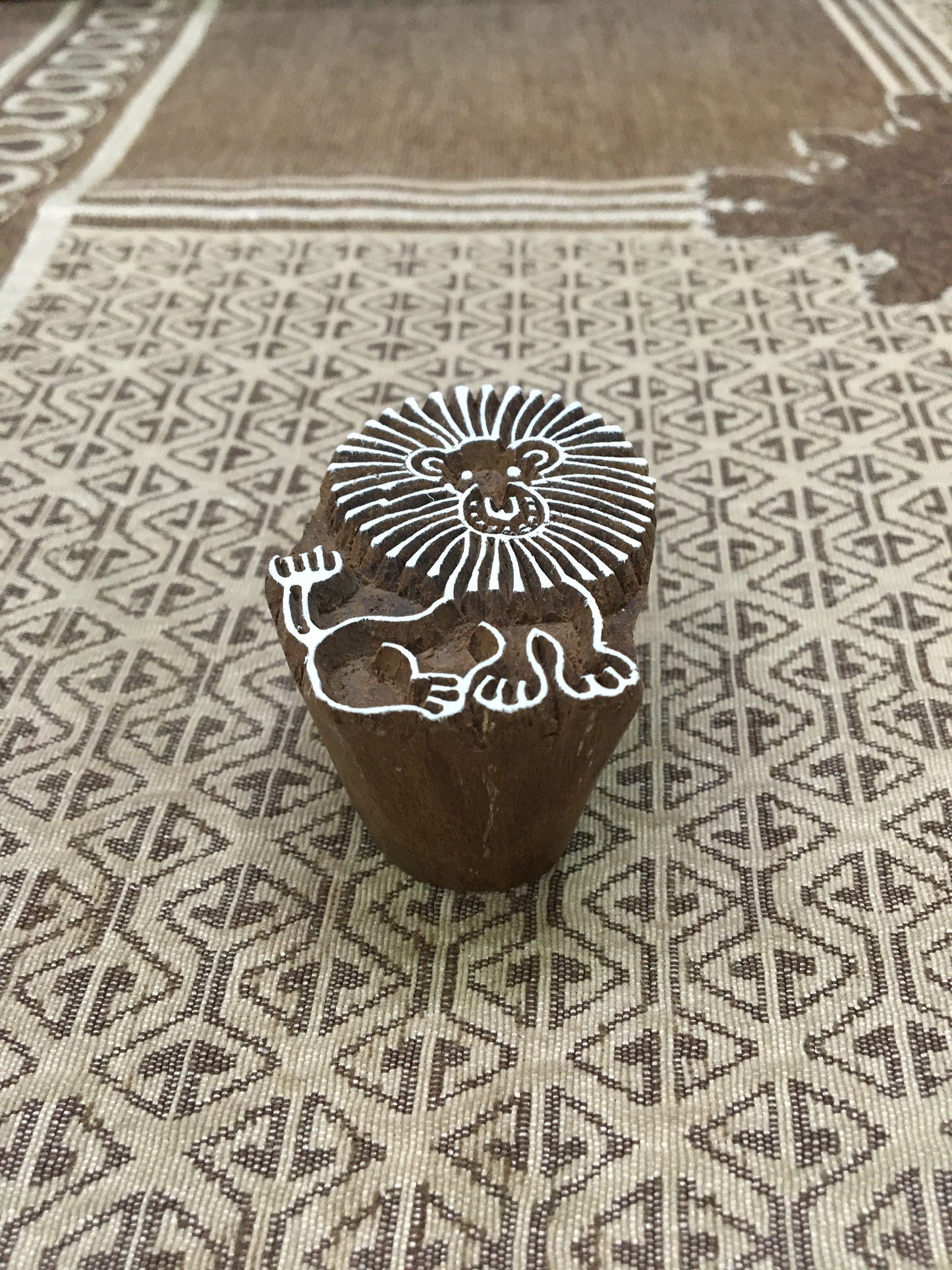 Sitting Lion, pottery stamp ceramic mould scrapbooking tjap batik printing floral carved stamps.