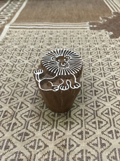 Sitting Lion, pottery stamp ceramic mould scrapbooking tjap batik printing floral carved stamps.