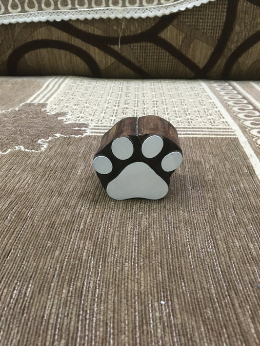 Cat Paw Print, pottery stamp, batik tampoons, pottery stamp ceramic mould scrapbooking tjap batik printing floral carved stamps.