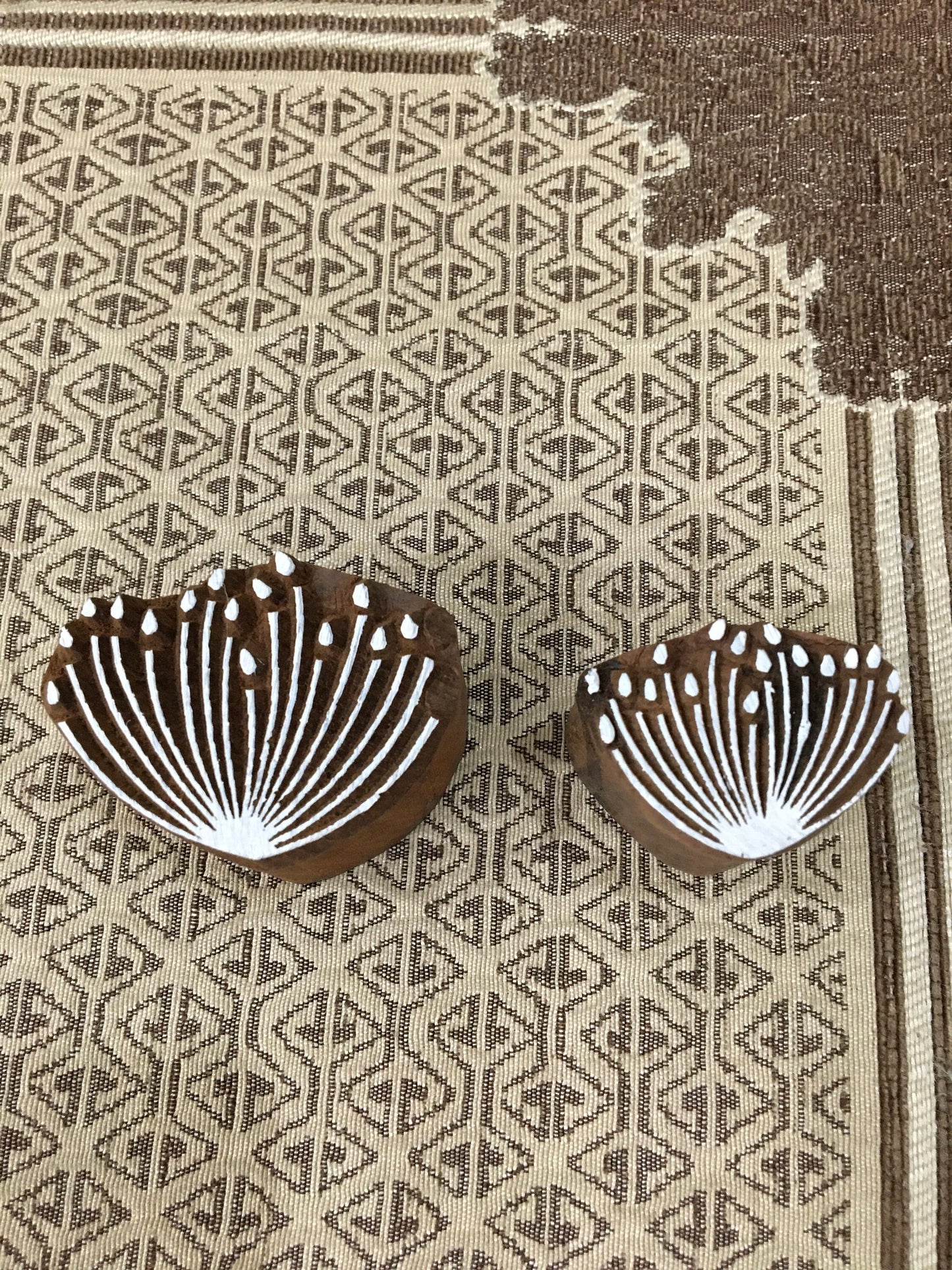Seedhead Pair pottery stamp ceramic mold scrapbooking Tjaps batik printing floral carved stamps,textile stamp; pottery stamp,