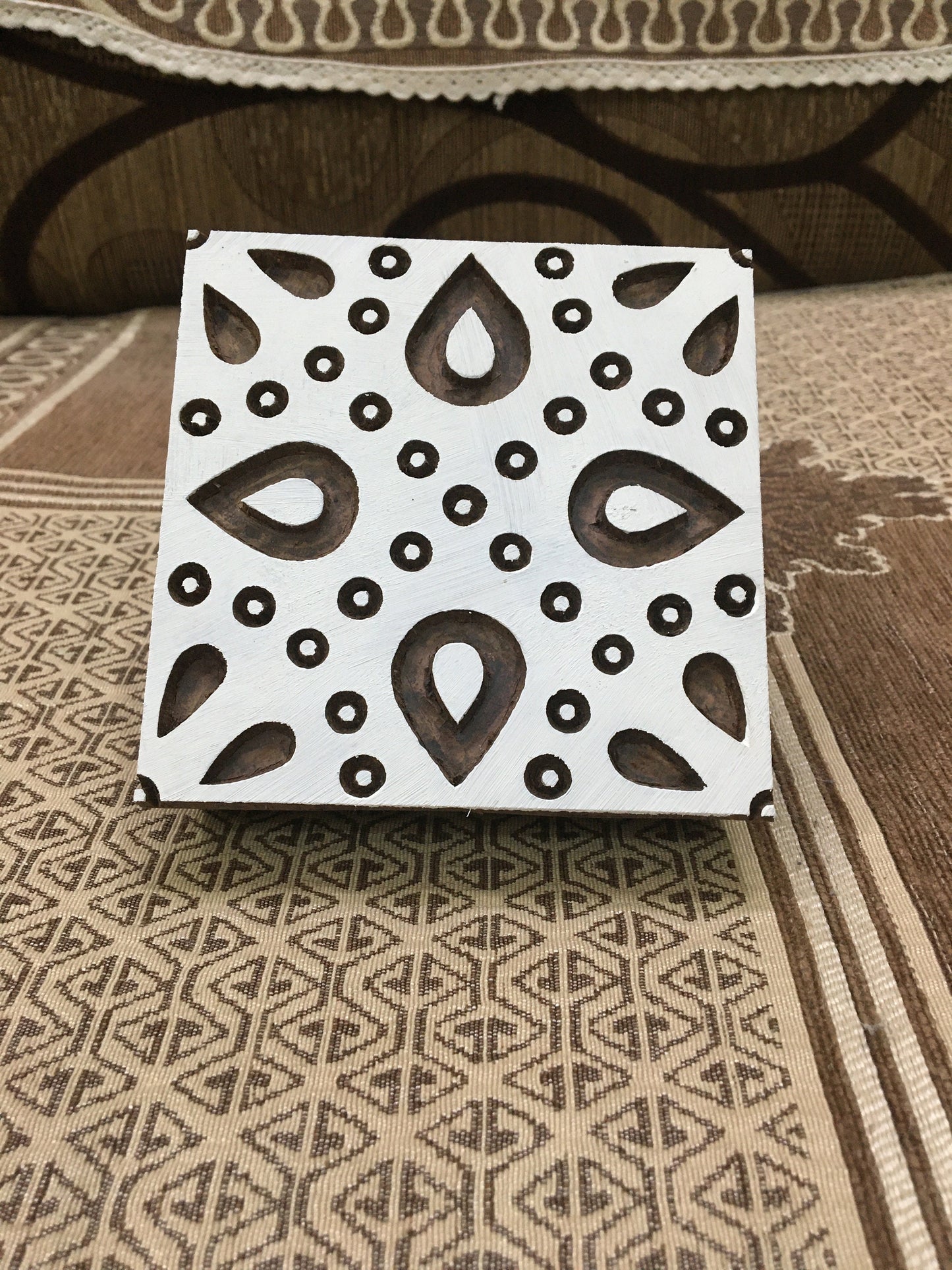 Indian Wooden Printing Block - Dotty Leaf Tile with Handle ,hand carved Indian wood printing block; textile stamp; pottery stamp,