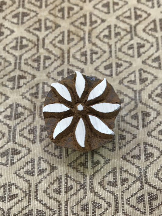 Mini Leaf Motif, Round Hand Carved Indian Wooden Stamp , Wood Block for Textile Fabric Stamping Henna Pottery DIY