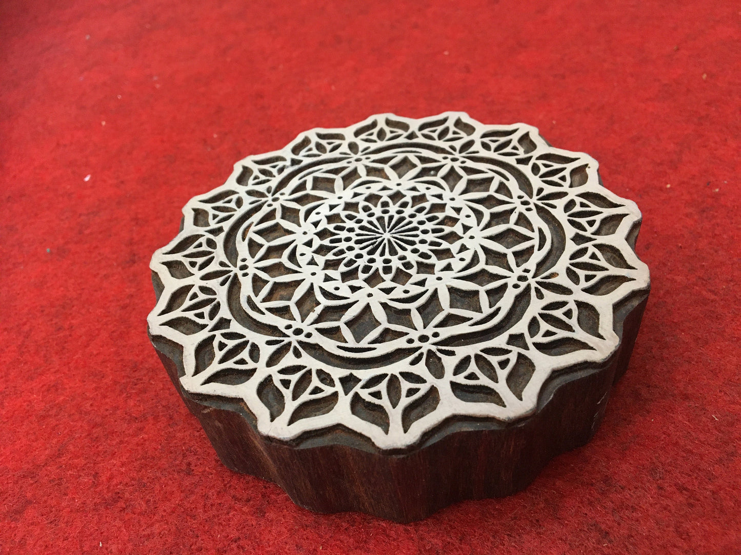 Indian Artistic Handicraft Item Mandala 01, hand carved Indian wood printing block; textile stamp; pottery stamp,