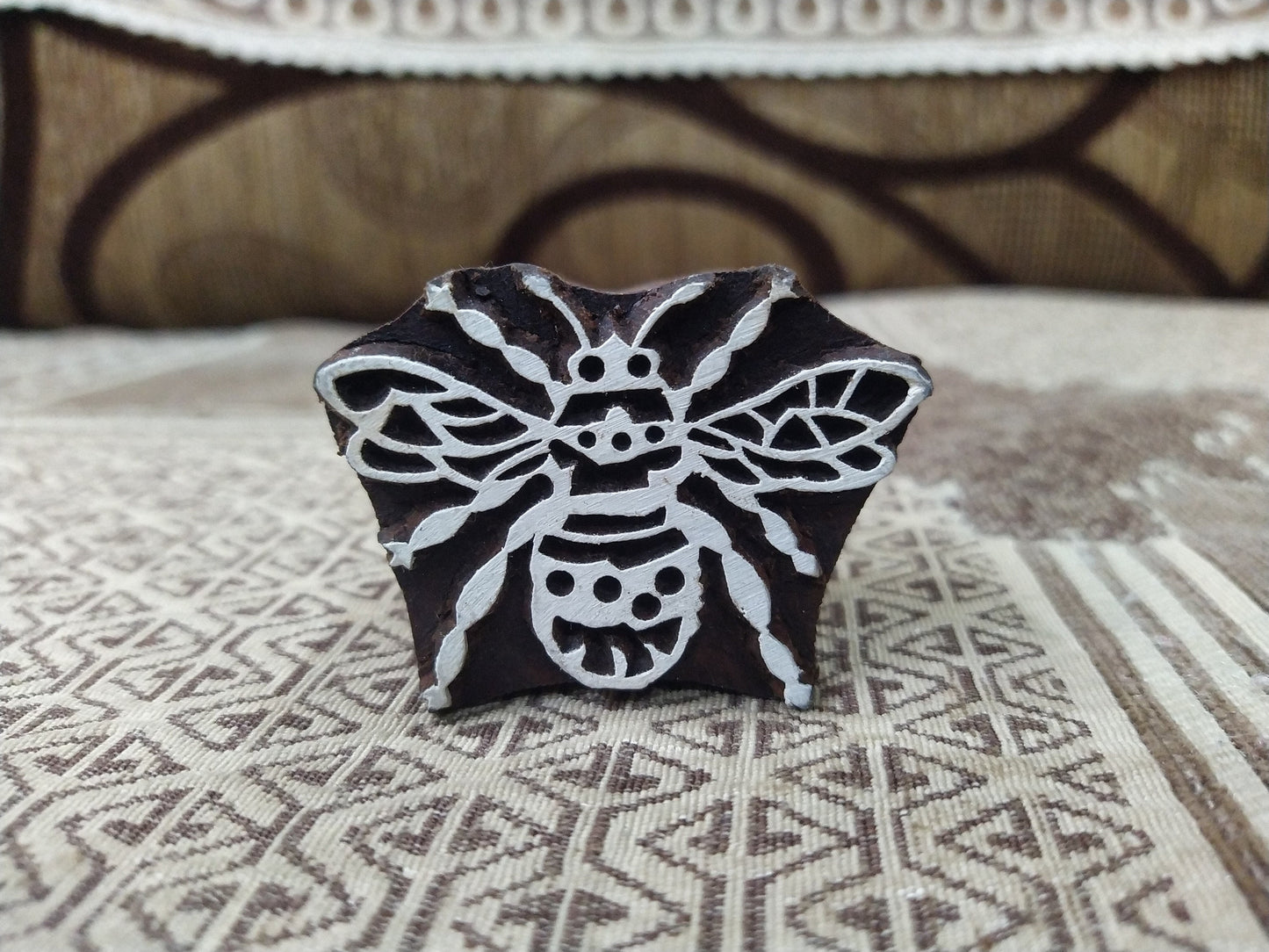 Hornet Bee pottery stamp ceramic mold scrap booking tjap batik printing floral carved stamps.