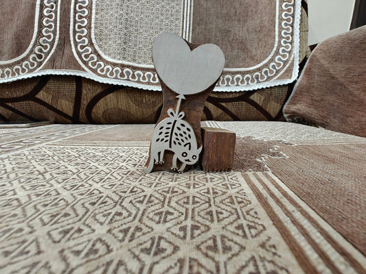 Hanging Cat On An Heart Balloon pottery stamp ceramic mold scrapbooking tjap batik printing floral carved stamps.
