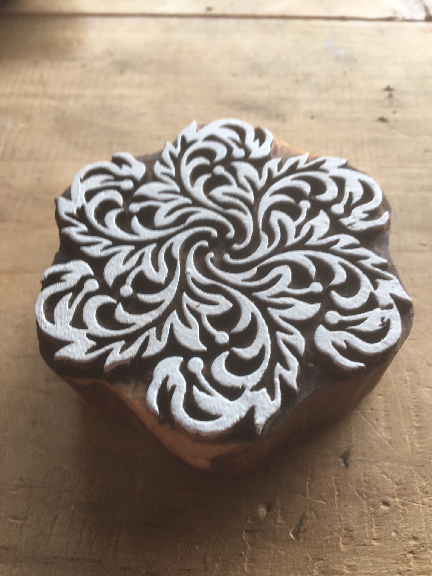 Multi Wavy Leaf Mandala, hand carved Indian wood printing block; textile stamp; pottery stamp,