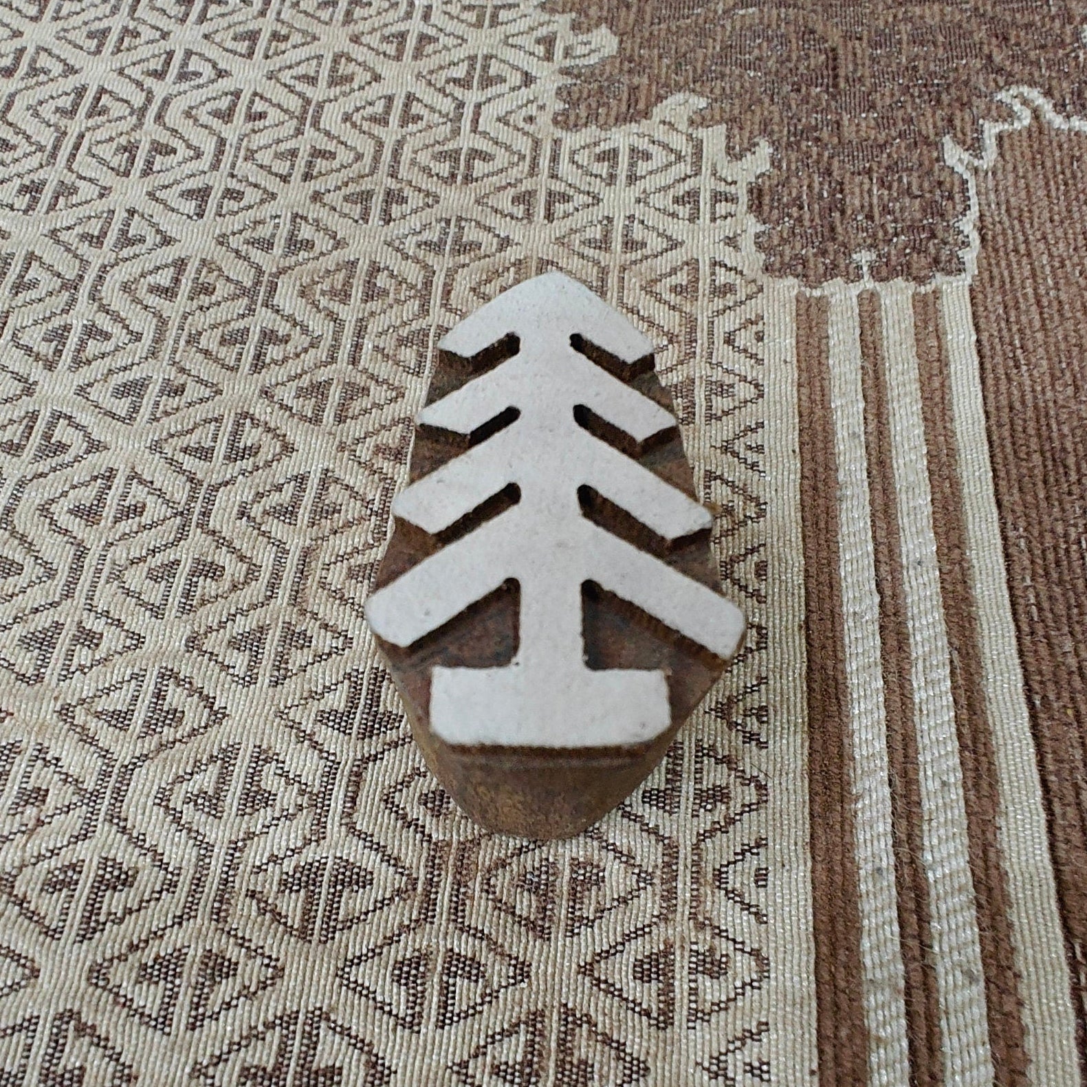 Solid Christmas Tree pottery stamp ceramic mold scrapbooking tjap batik printing floral carved stamps.