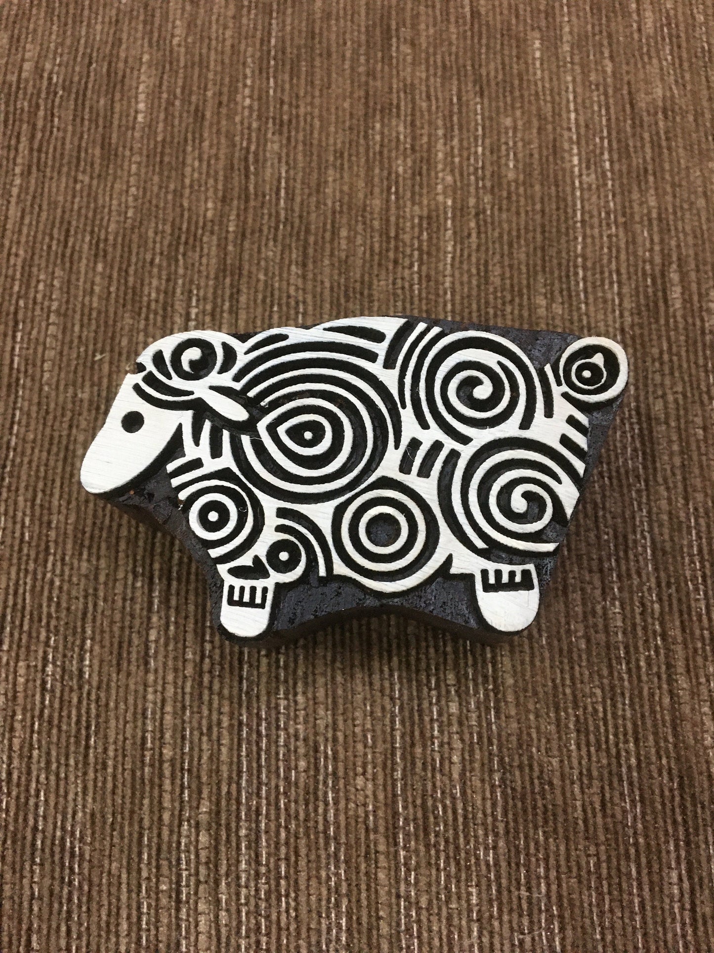 indian wooden printing block - curly sheep, Wood Blocks, Tjaps, Carved wood stamps, Indian wood stamps, Pottery Stamps, Soap Stamps