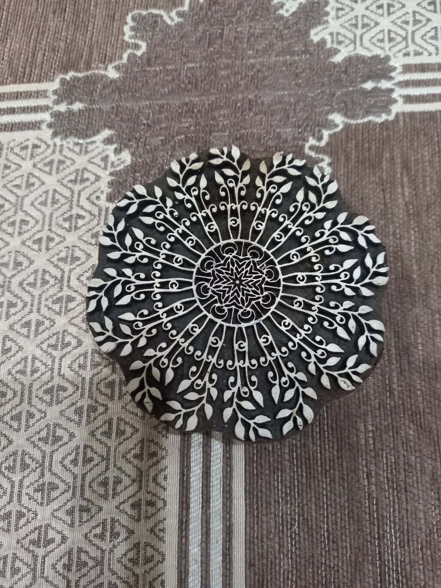 Leafy Mandala Pair , Round Hand Carved Indian Wooden Stamp ,Wood Block for Textile Fabric Stamping Henna Pottery DIY