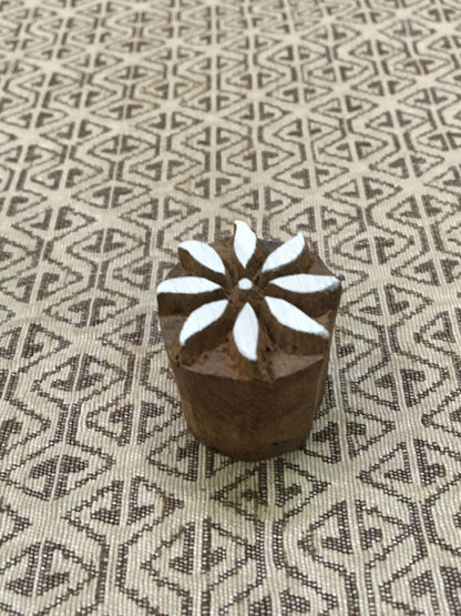 Mini Leaf Motif, Round Hand Carved Indian Wooden Stamp , Wood Block for Textile Fabric Stamping Henna Pottery DIY