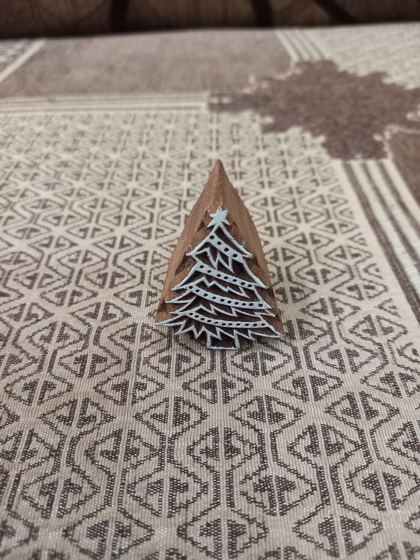 Oriental Christmas Tree 02 ,pottery stamp ceramic mold scrapbooking tjap batik printing floral carved stamps.