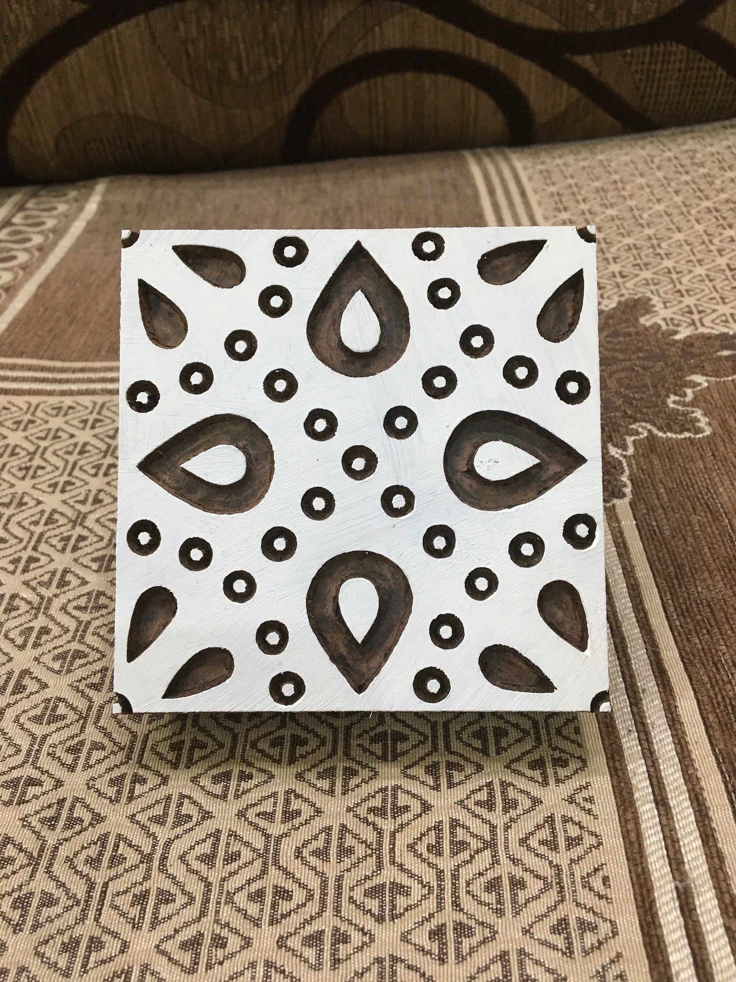 Indian Wooden Printing Block - Dotty Leaf Tile with Handle ,hand carved Indian wood printing block; textile stamp; pottery stamp,