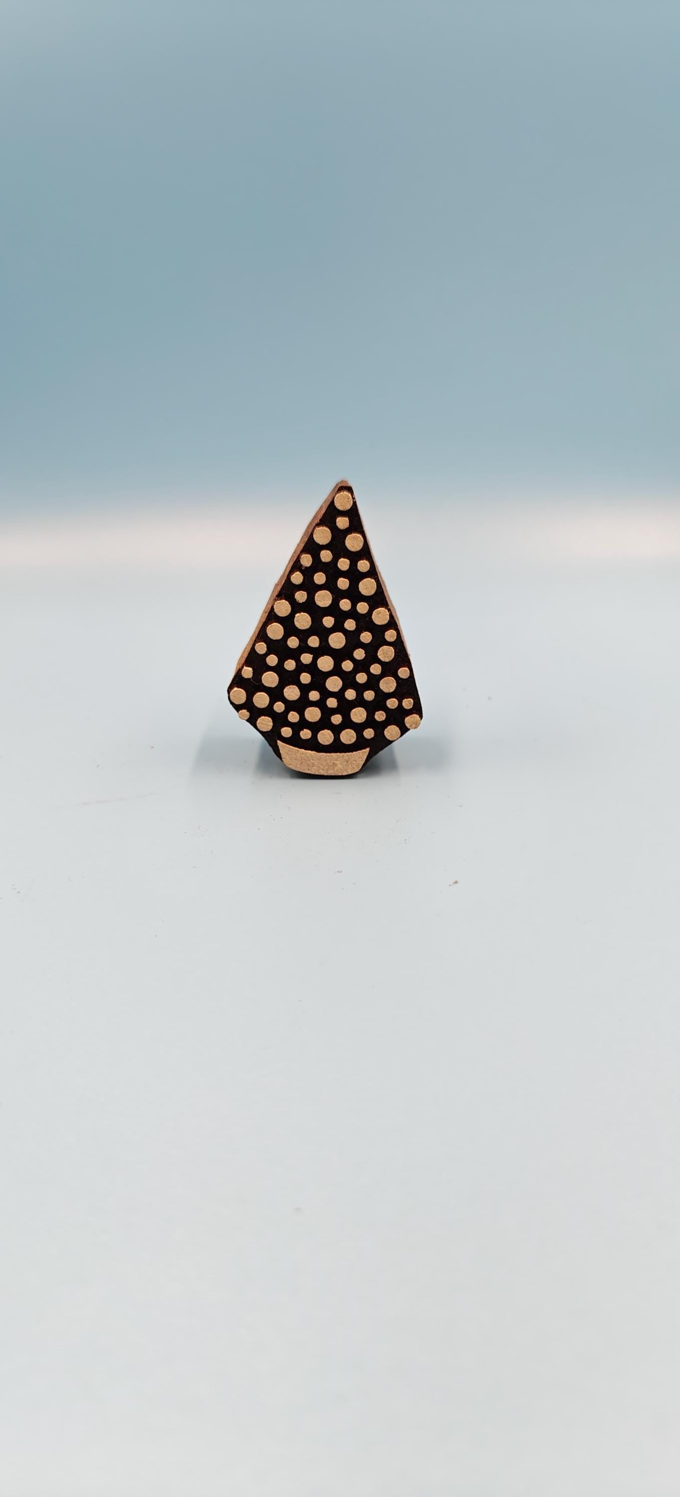 Hand-Carved Small Dotty Christmas Tree Stamp: Wooden Block for Holiday Crafting, Textile & Pottery Printing ; textile stamp; pottery stamp,