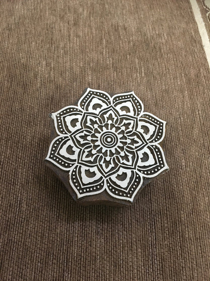 Large Indian Sunflower, Round Hand Carved Indian Wooden Stamp ,Wood Block for Textile Fabric Stamping Henna Pottery DIY