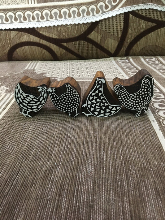 Funny Chickens Indian Artistic Handicraft Items Wooden Printing Block, pottery stamp ceramic mold tjap batik printing floral carved stamps.